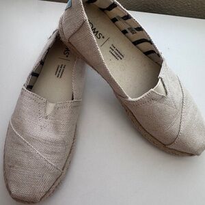 TOMS Cream Canvas Slip-On Shoes